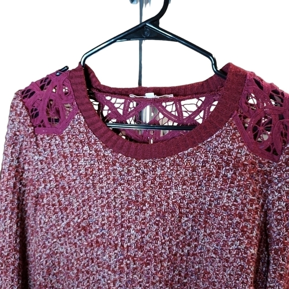Miss Me small crochet shoulder dark red(wine) sweater - Picture 6 of 16